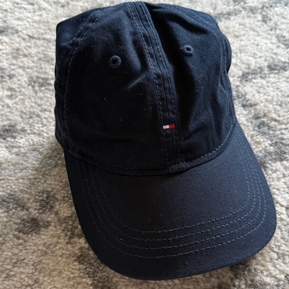 Tommy Hilfiger Navy Blue Cap